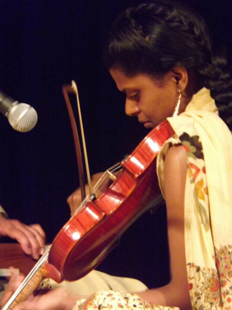 Serana Mesureur violon hindustani